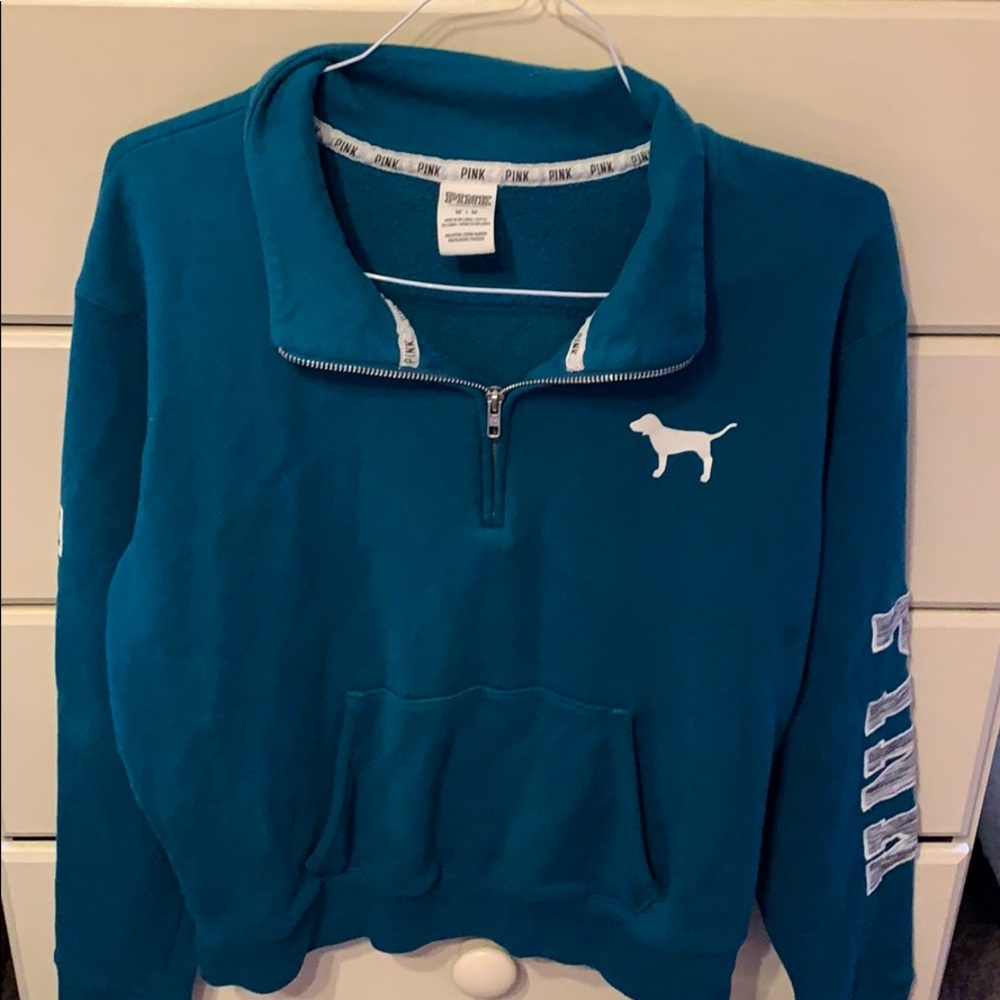 1/4 zip VS sweatshirt